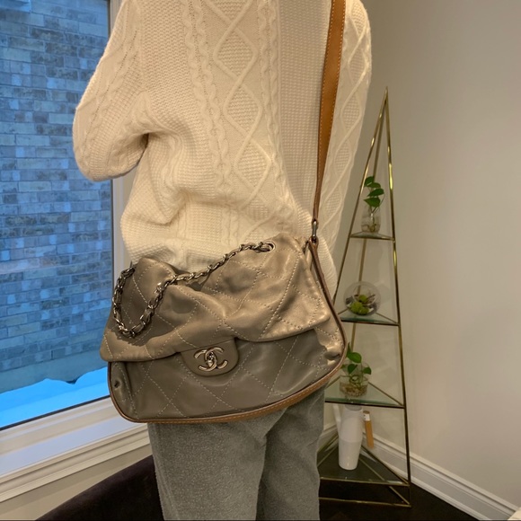 Chanel Grey Handbag Purse - Picture 11 of 13